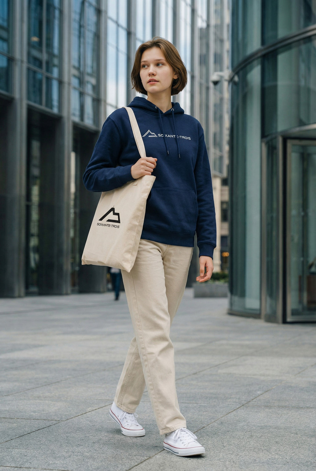 Sweat à capuche Soixante-Trois design standard ligne